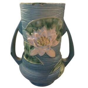 Vintage 1943 Roseville Water Lily Pottery Vase 76-8 with Handles 8.25x7 Blue